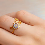 Anello donna molecola serotonina acciaio fiore vero Forget me not in resina. Anello taglia unica regolabile Gioielli fiori veri