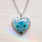 Collana donna ciondolo cuore porta foto ricordo. Cuore fiori veri Forget me not nontiscordardimé. Idea regalo memoria
