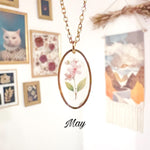 Collana fiore di nascita - regalo di compleanno - fiore mese nascita - collana in resina - gioielli floreali