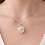 Collana donna dandelion dente di leone vero naturale sfera in resina. Gioielli fiori veri essiccati pressati. Catenina acciaio