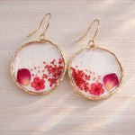 Orecchini Cerchio con Fiori Veri in Resina, Petali di Rosa Rossa, Orecchini Botanici Pendenti, Regalo Donna, Gioiello Floreale