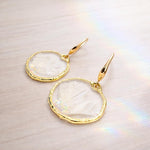Orecchini Cerchio Oro con Fiori Veri in Resina, Fiordaliso Bianco, Orecchini Pendenti Botanici, Regalo Donna, Boho Chic