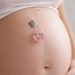Collana Chiama Angeli Maternità, Fiori Veri Rosa o Azzurri in Resina. Gioiello Gravidanza, Regalo Futura Mamma, Ciondolo Baby Shower