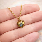 Collana micro ciondolo cuore fiori veri Forget me not scaglie opale in resina.Catenella acciaio Gioielli fiore nontiscordardimé