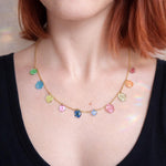 Collana donna oro ciondoli fiori veri multicolore.Gioielli fiori veri essiccati pressati in resina. Accessori gioielli unici handmade