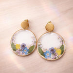 Orecchini cerchi pendenti donna acciaio ciondolo fiori veri resina.Gioielli resina fiori secchi pressati.Regalo unico per lei