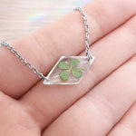 Terrarium woman bracelet real flower four-leaf clover lucky charm Resin pendant adjustable steel chain one size.Resin jewels