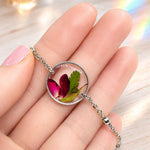 Bracciale donna bigiotteria fiore vero petali di rosa rossa Ciondolo in resina catenella acciaio regolabile taglia unica.Gioielli resina