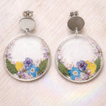 Orecchini cerchi pendenti donna acciaio ciondolo fiori veri resina.Gioielli resina fiori secchi pressati.Regalo unico per lei