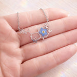 Collana Forget me not Serotonina con Fiori Veri in Resina, Molecola della Felicità Portafortuna, Regalo Psicologia medico Donna Oro Argento