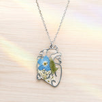 Anatomical Heart Necklace with Real Flowers in UV Resin – 2 cm Pendant Stainless Steel Gold/Silver – Medical Graduation Gift
